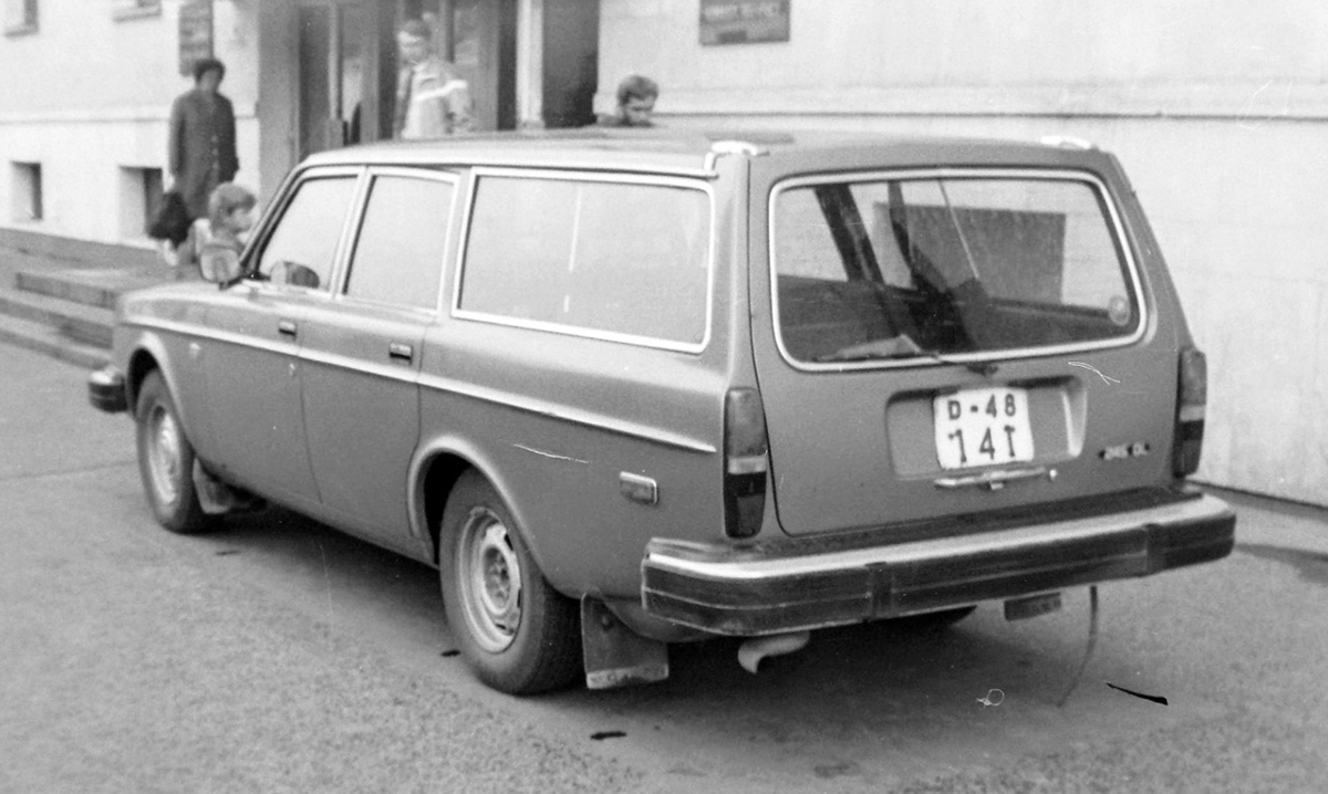 Москва, № D-48-141 — Volvo 245 '75-93; Москва — Старые фотографии