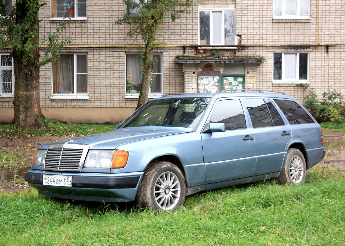 Псковская область, № С 244 ВМ 60 — Mercedes-Benz (S124) '86-96