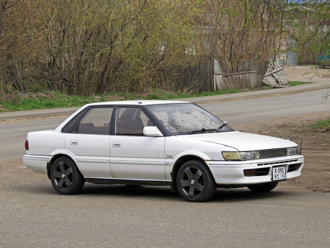 Кировская область, № Х 093 УС 43 — Toyota Sprinter (E90) '87-91