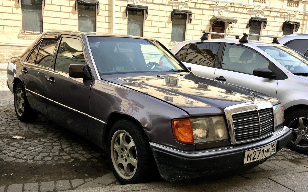Крым, № М 271 МР 82 — Mercedes-Benz (W124) '84-96