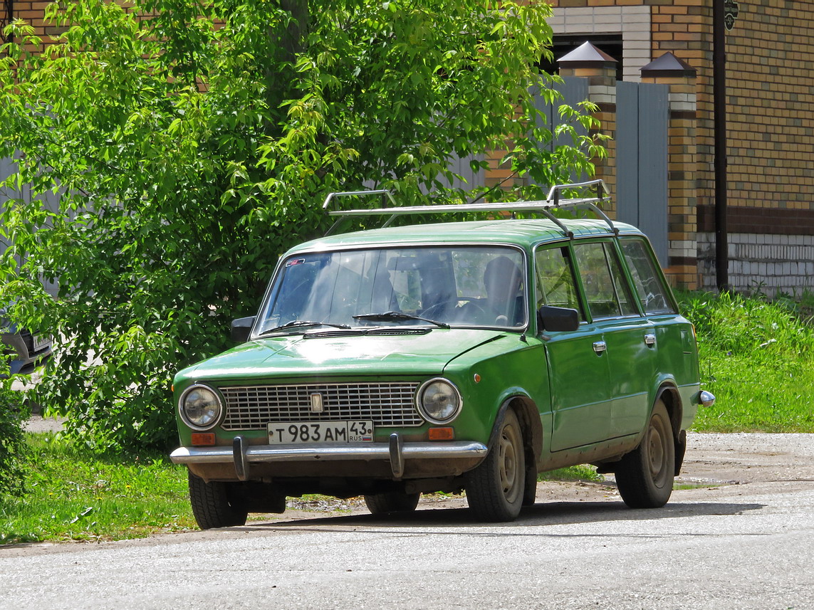 Кировская область, № Т 983 АМ 43 — ВАЗ-2102 '71-86