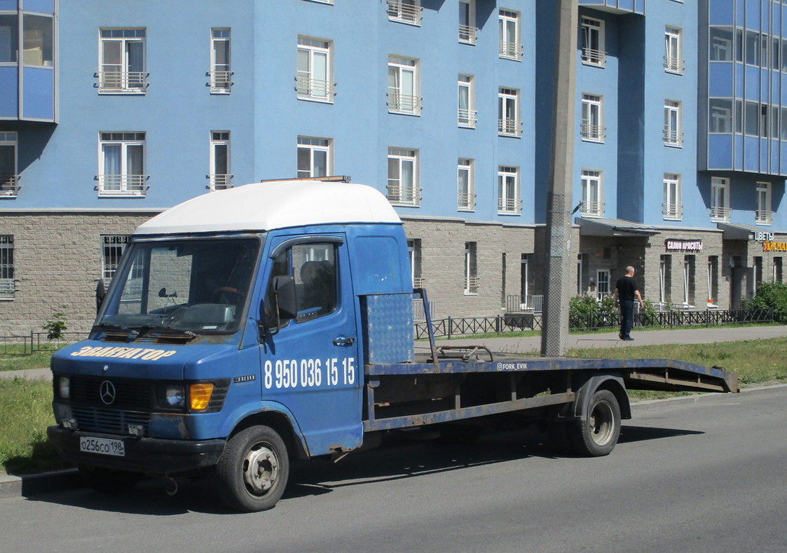 Санкт-Петербург, № О 256 СО 198 — Mercedes-Benz T1 '76-96