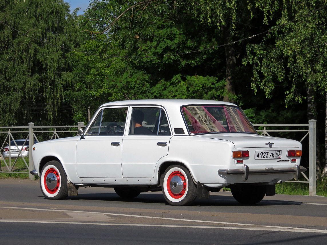 Кировская область, № А 923 УК 43 — ВАЗ-21011 '74-83