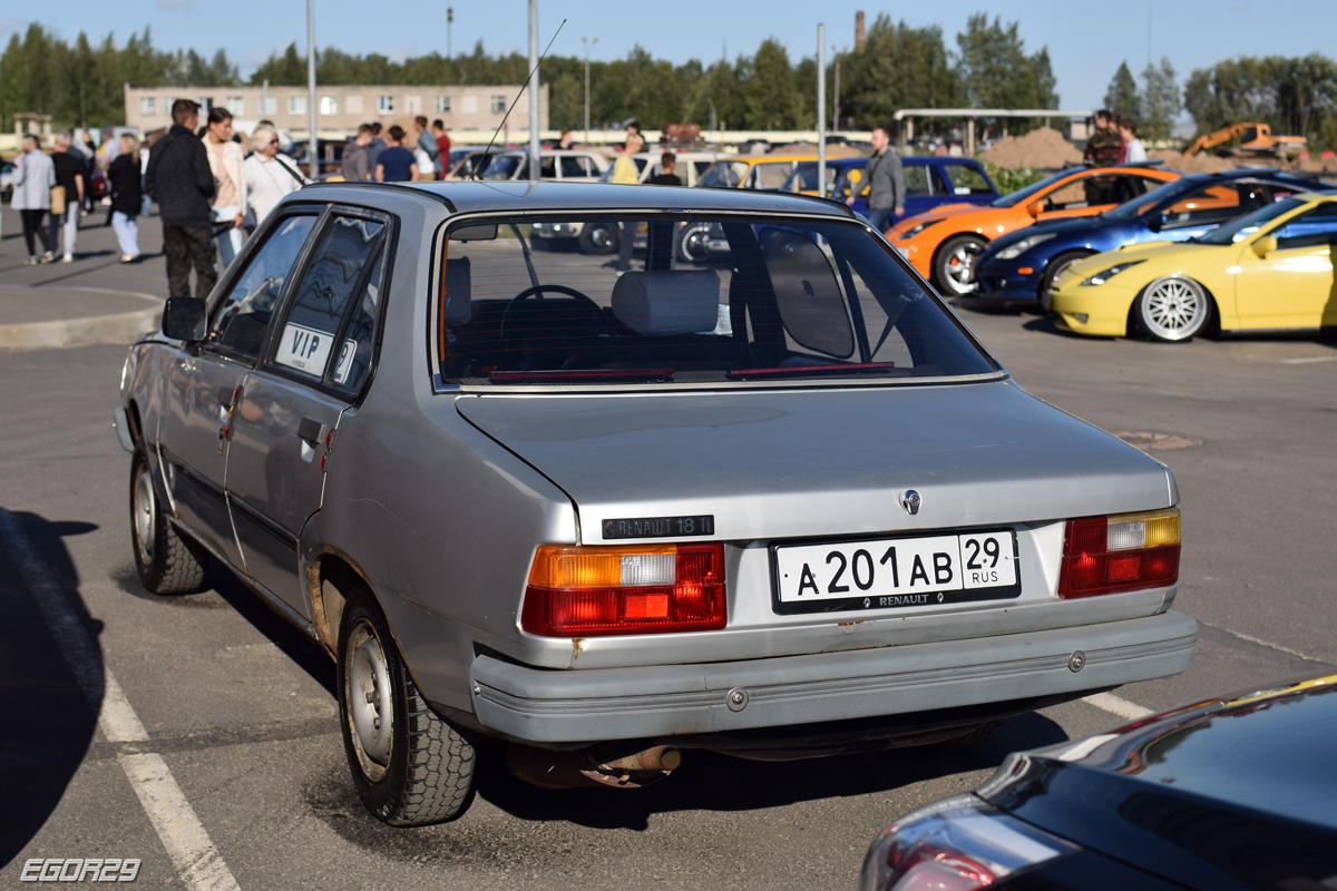 Архангельская область, № А 201 АВ 29 — Renault 18 '78-89