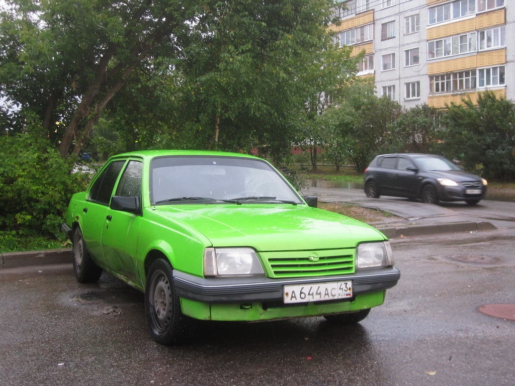Кировская область, № А 644 АС 43 — Opel Ascona (C) '81-88
