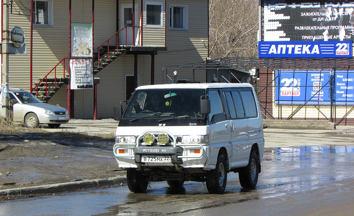 Алтайский край, № В 725 МХ 22 — Mitsubishi Delica (3G) '86-99
