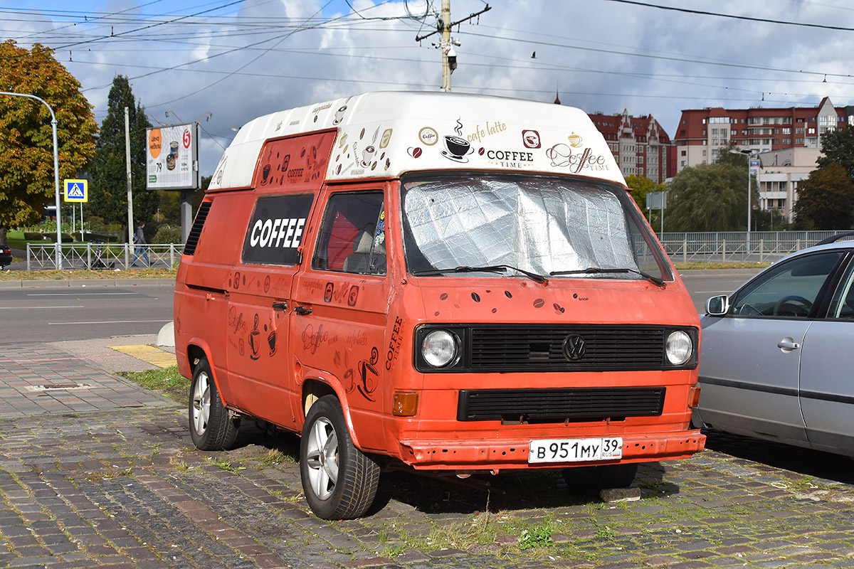 Калининградская область, № В 951 МУ 39 — Volkswagen Typ 2 (Т3) '79-92