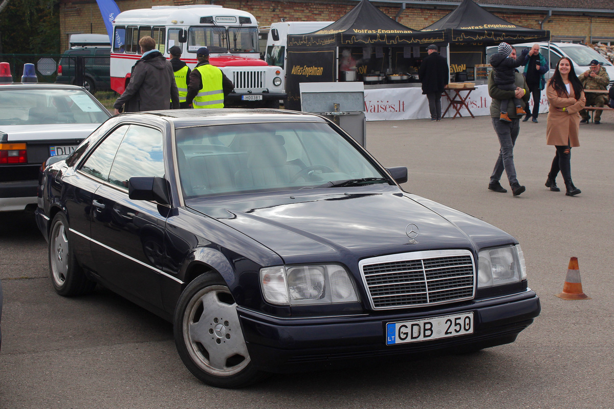 Литва, № GDB 250 — Mercedes-Benz (C124) '87-96; Литва — Retro mugė 2022 ruduo