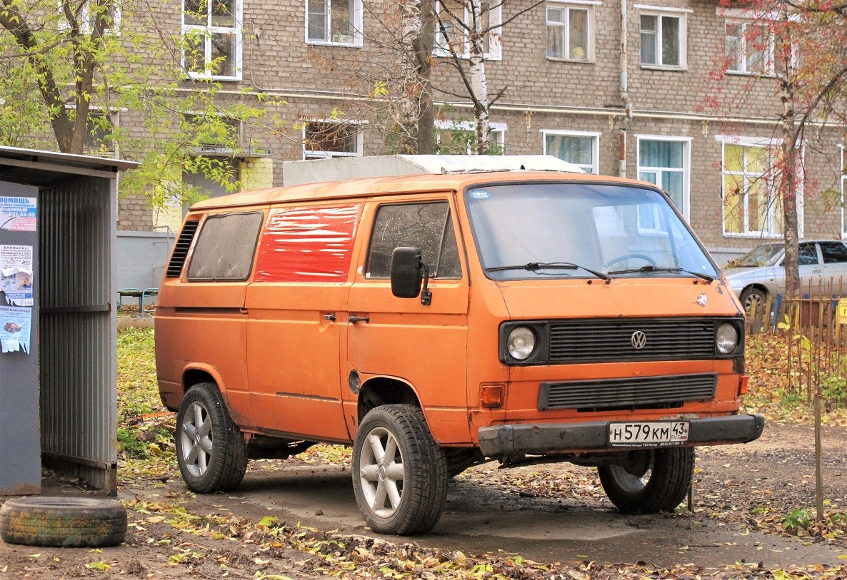 Кировская область, № Н 579 КМ 43 — Volkswagen Typ 2 (Т3) '79-92