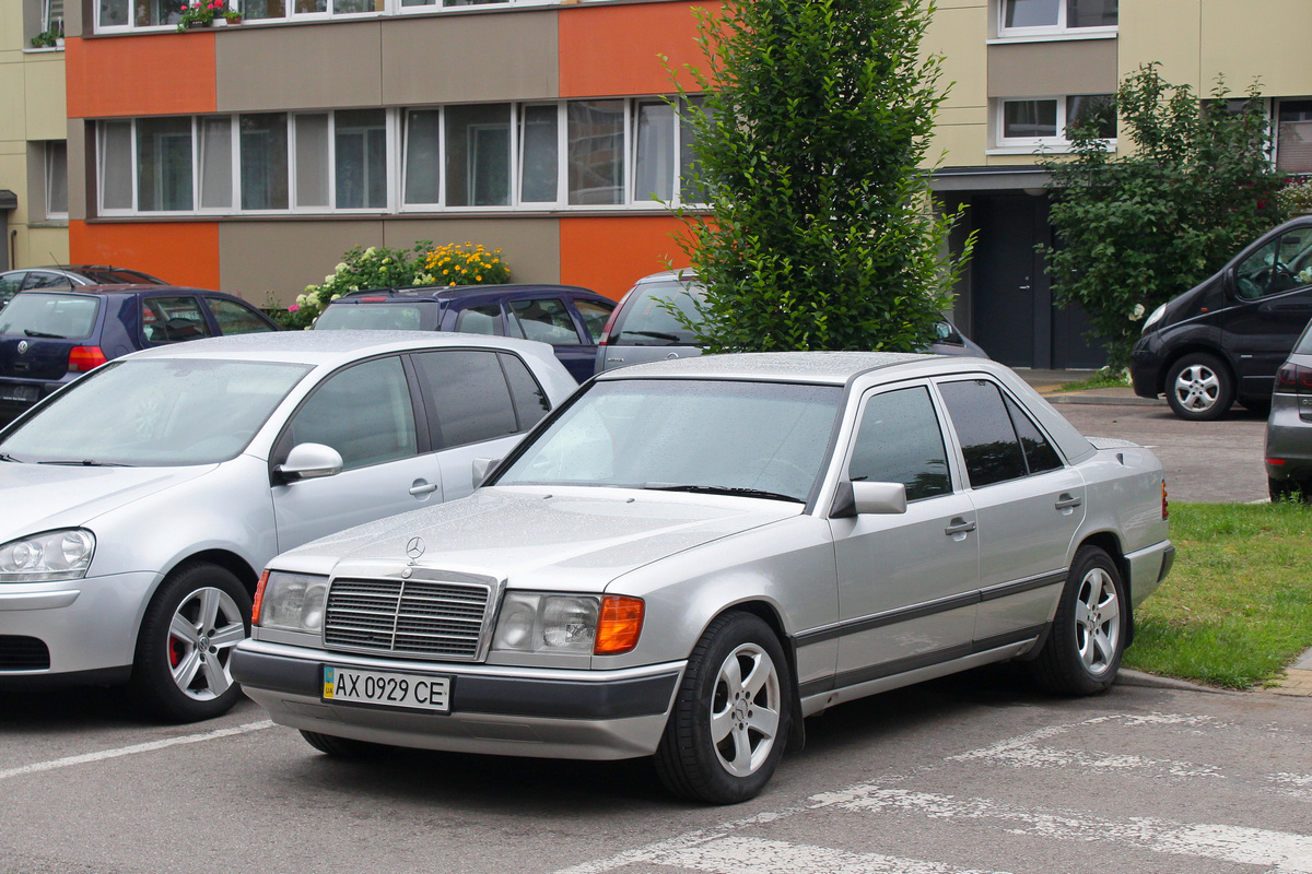 Харьковская область, № АХ 0929 СЕ — Mercedes-Benz (W124) '84-96