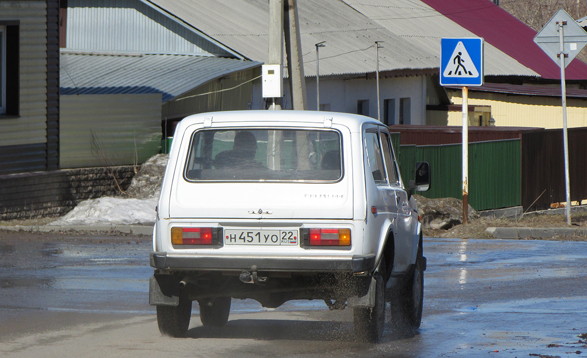 Алтайский край, № Н 451 УО 22 — ВАЗ-2121 '77-94