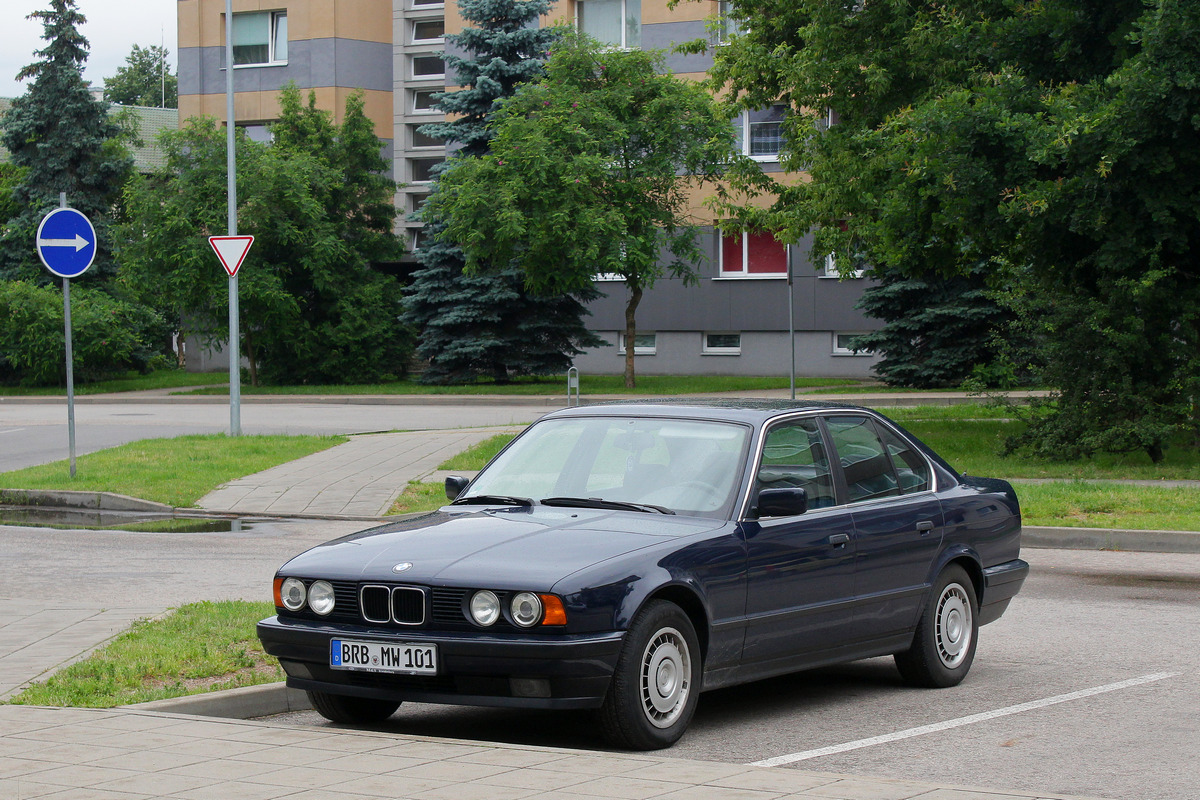 Германия, № BRB-MW 101 — BMW 5 Series (E34) '87-96