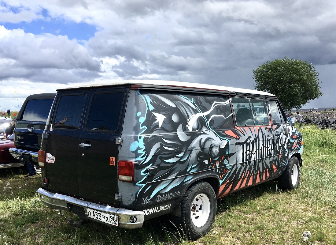 Санкт-Петербург, № Т 433 РХ 98 — Chevrolet Van (3G) '71-96; Санкт-Петербург — Фестиваль ретротехники "Фортуна"