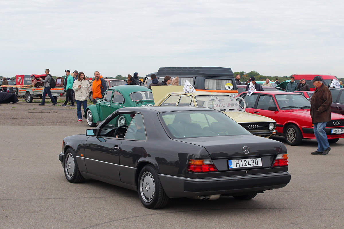 Литва, № H12430 — Mercedes-Benz (C124) '87-96; Литва — Retro mugė 2022 ruduo