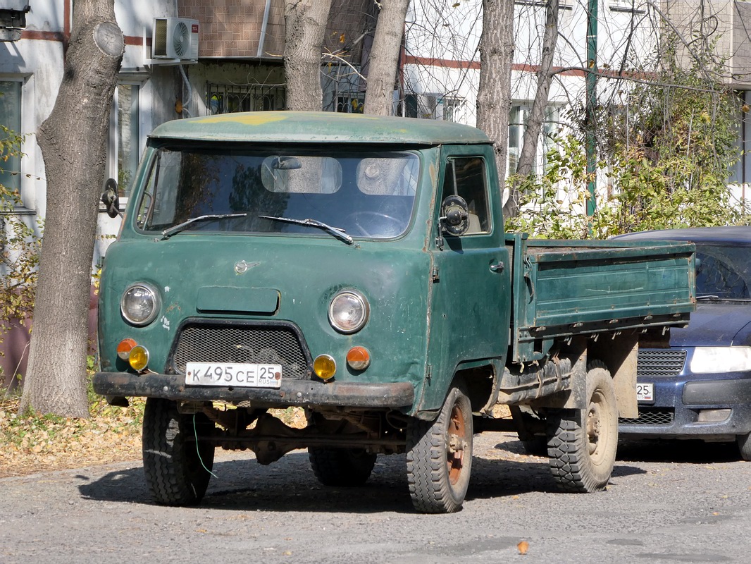 Приморский край, № К 495 СЕ 25 — УАЗ-452Д '65-85