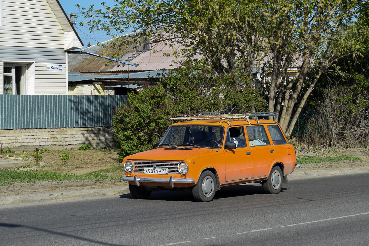 Алтайский край, № Х 987 ХМ 22 — ВАЗ-2102 '71-86