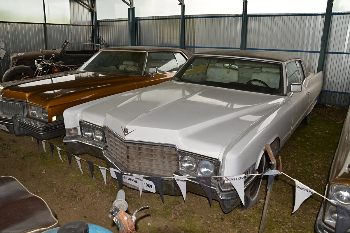 Московская область, № (50) Б/Н 0224 — Cadillac DeVille (3G) '65-70