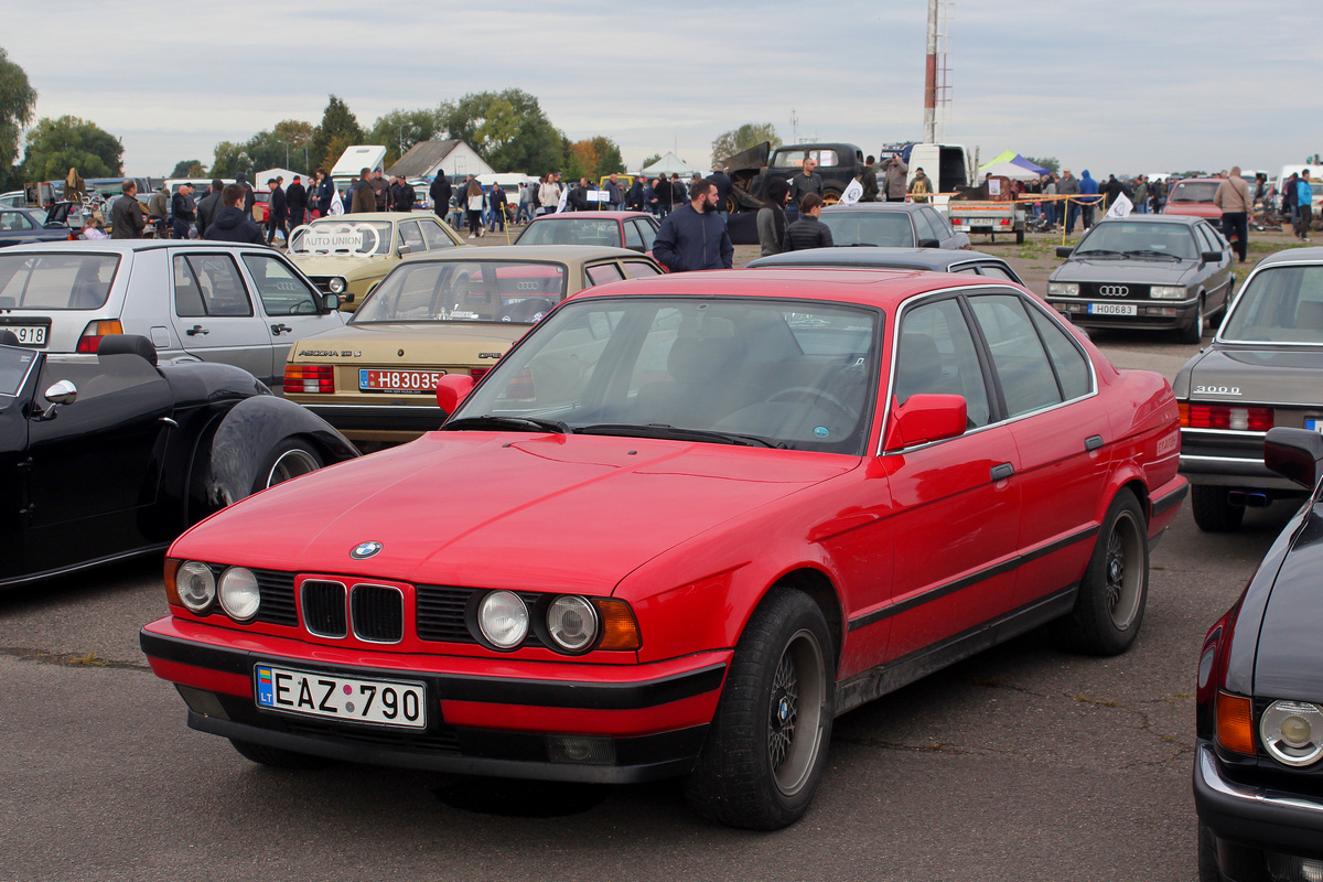 Литва, № EAZ 790 — BMW 5 Series (E34) '87-96; Литва — Retro mugė 2022 ruduo
