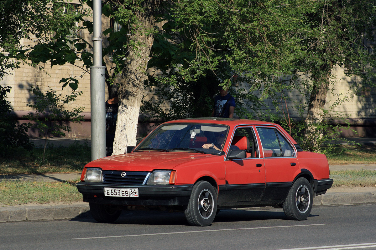 Волгоградская область, № Е 653 ЕВ 34 — Opel Ascona (C) '81-88