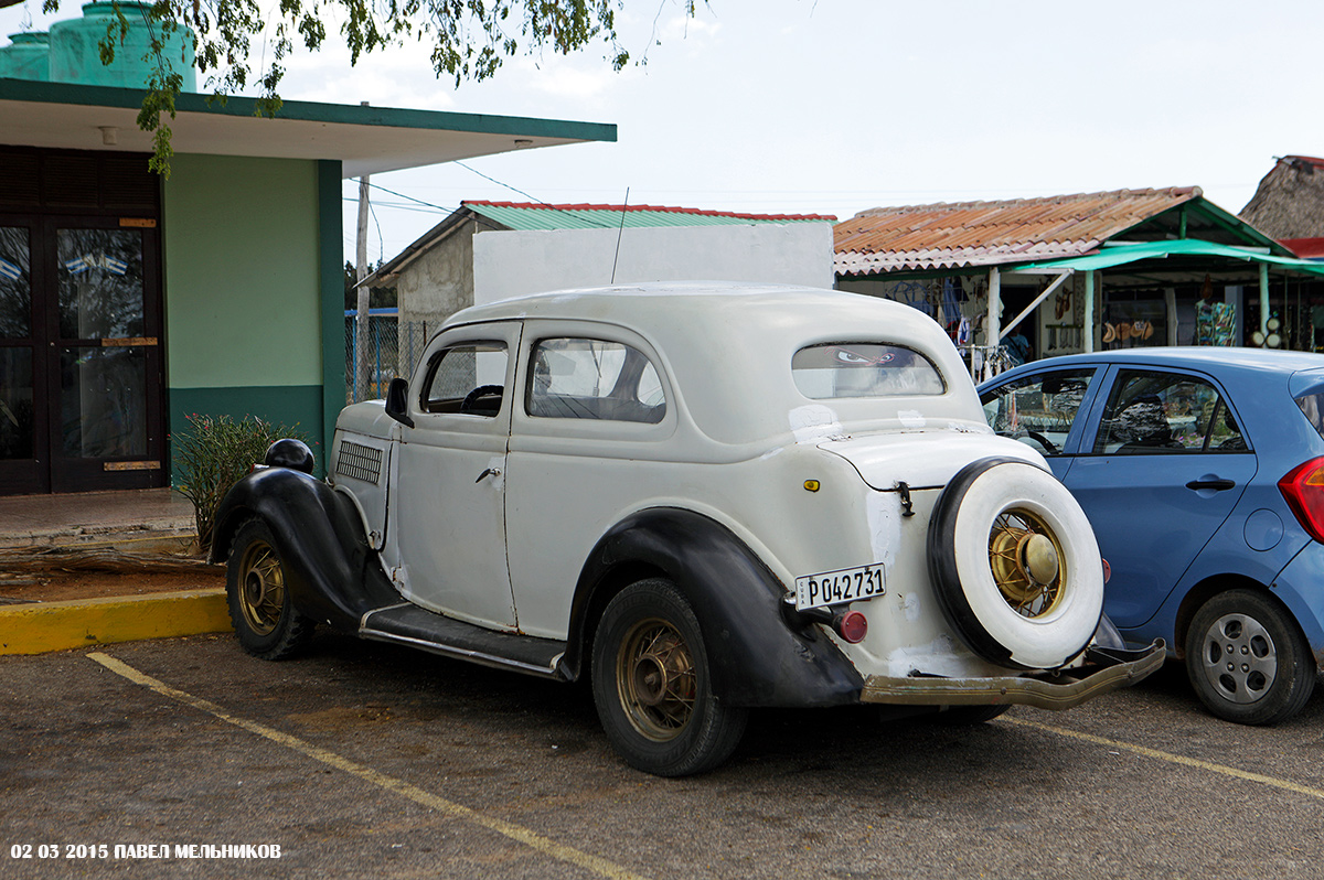 Куба, № P 042 731 — Ford Model 48 '35-36