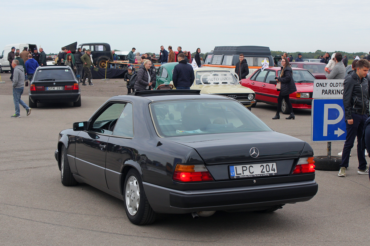 Литва, № LPC 204 — Mercedes-Benz (C124) '87-96; Литва — Retro mugė 2022 ruduo