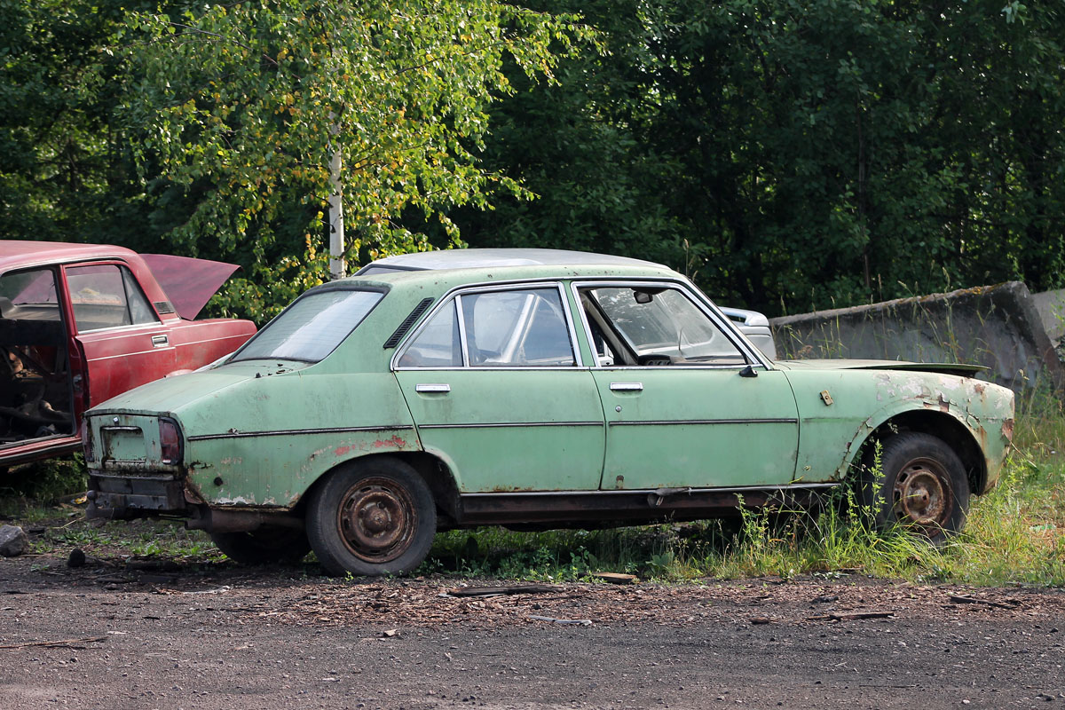 Вологодская область, № (35) Б/Н 0005 — Peugeot 504 '68-04