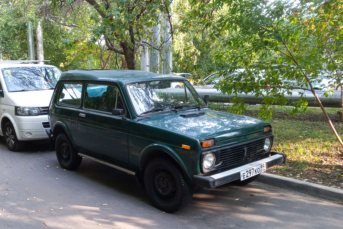 Moscow, # Е 297 КО 99 — VAZ-212180 Fora '96-11
