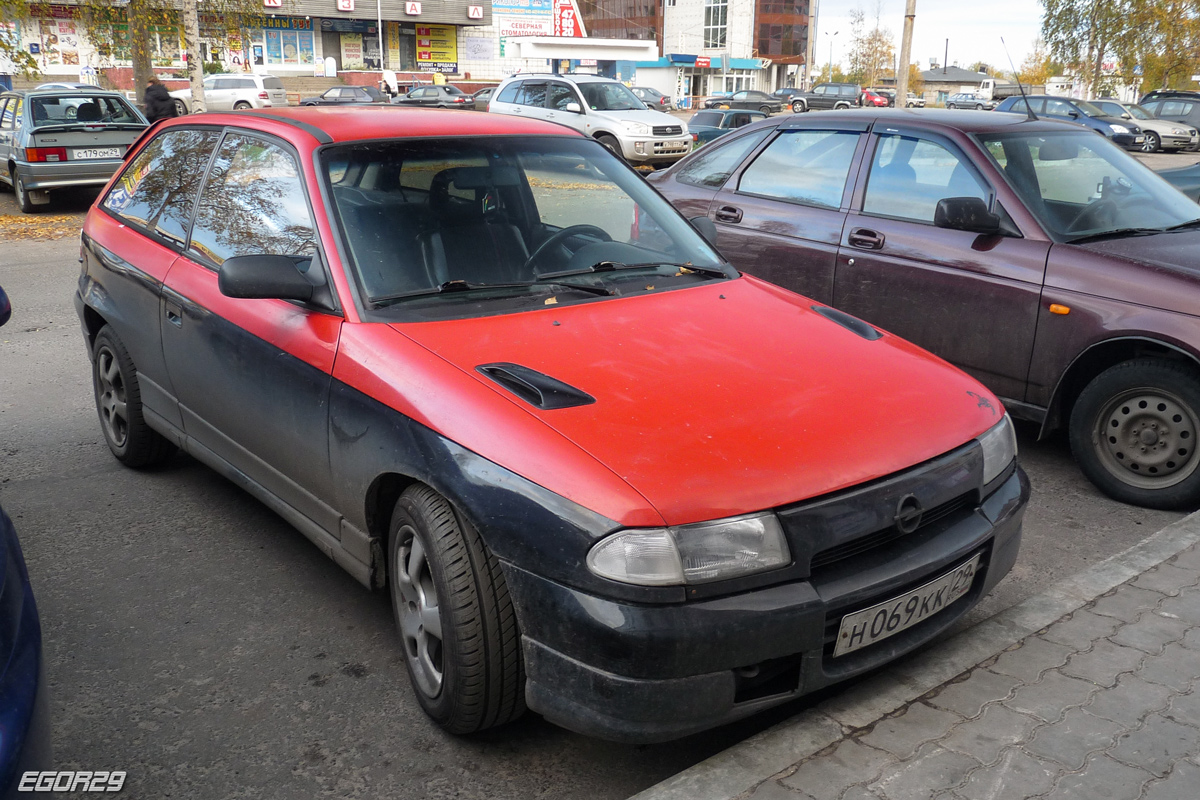 Архангельская область, № Н 069 КК 29 — Opel Astra (F) '91-98