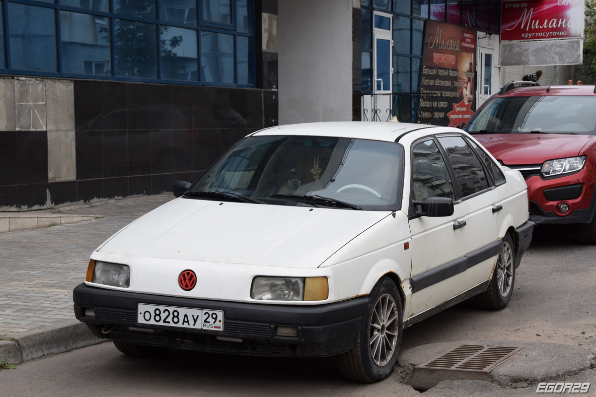 Архангельская область, № О 828 АУ 29 — Volkswagen Passat (B3) '88-93