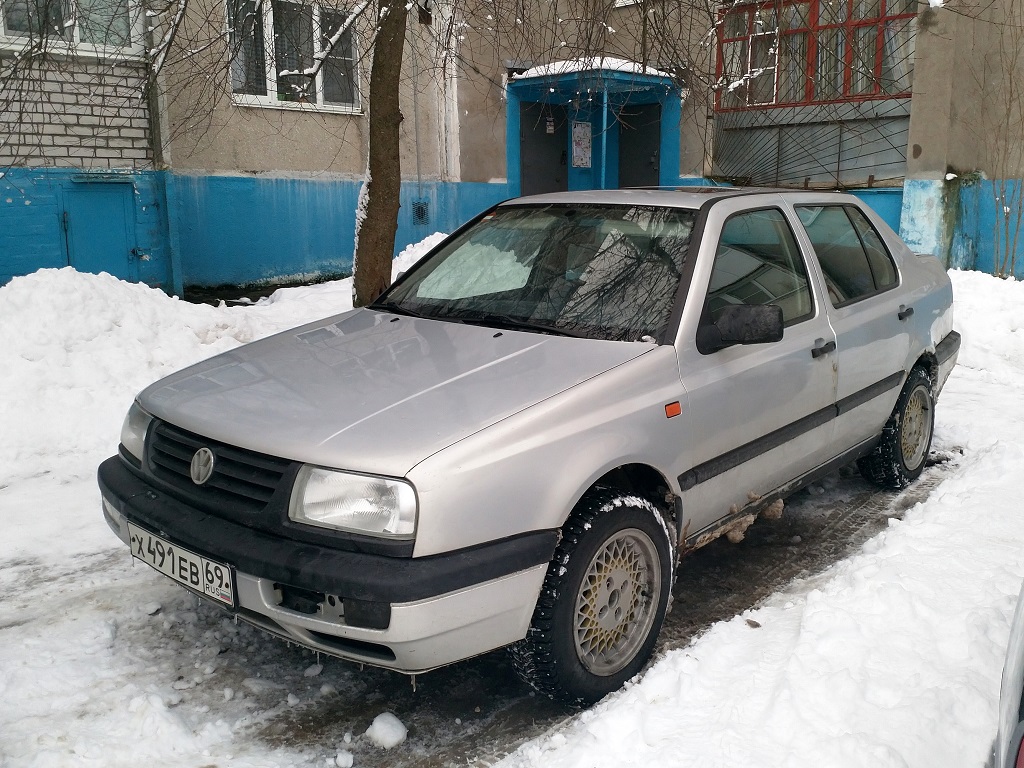 Тверская область, № Х 491 ЕВ 69 — Volkswagen Vento (A3) '92-99