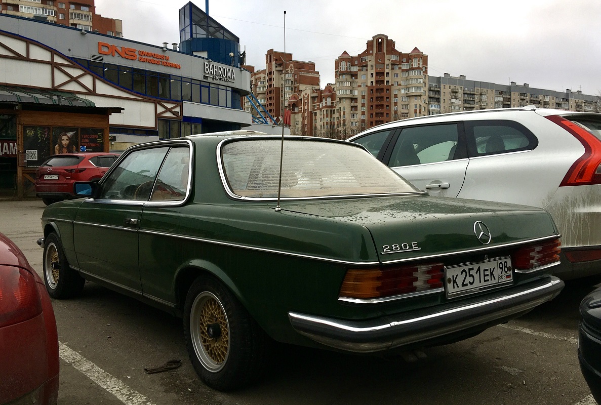 Санкт-Петербург, № К 251 ЕК 98 — Mercedes-Benz (C123) '77-86