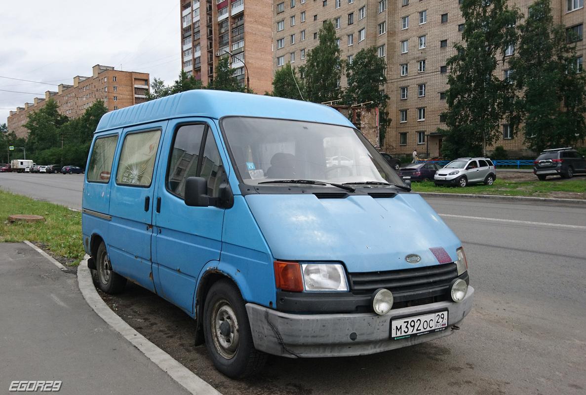 Архангельская область, № М 392 ОС 29 — Ford Transit (3G) '86-94