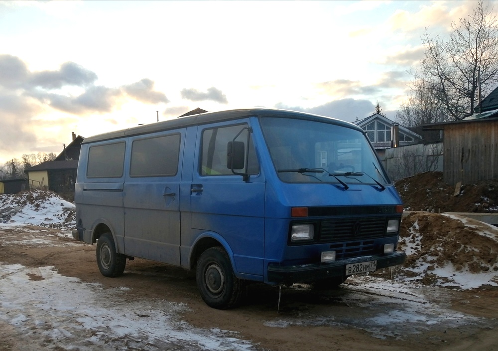 Тульская область, № В 282 НМ 71 — Volkswagen LT '75-96