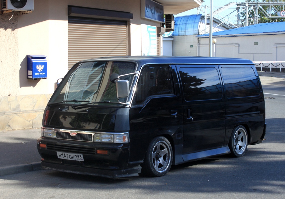 Краснодарский край, № Н 147 ОК 193 — Nissan Caravan (E24) '86-01