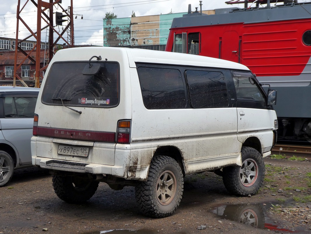 Приморский край, № Х 897 ЕС 125 — Mitsubishi Delica (3G) '86-99