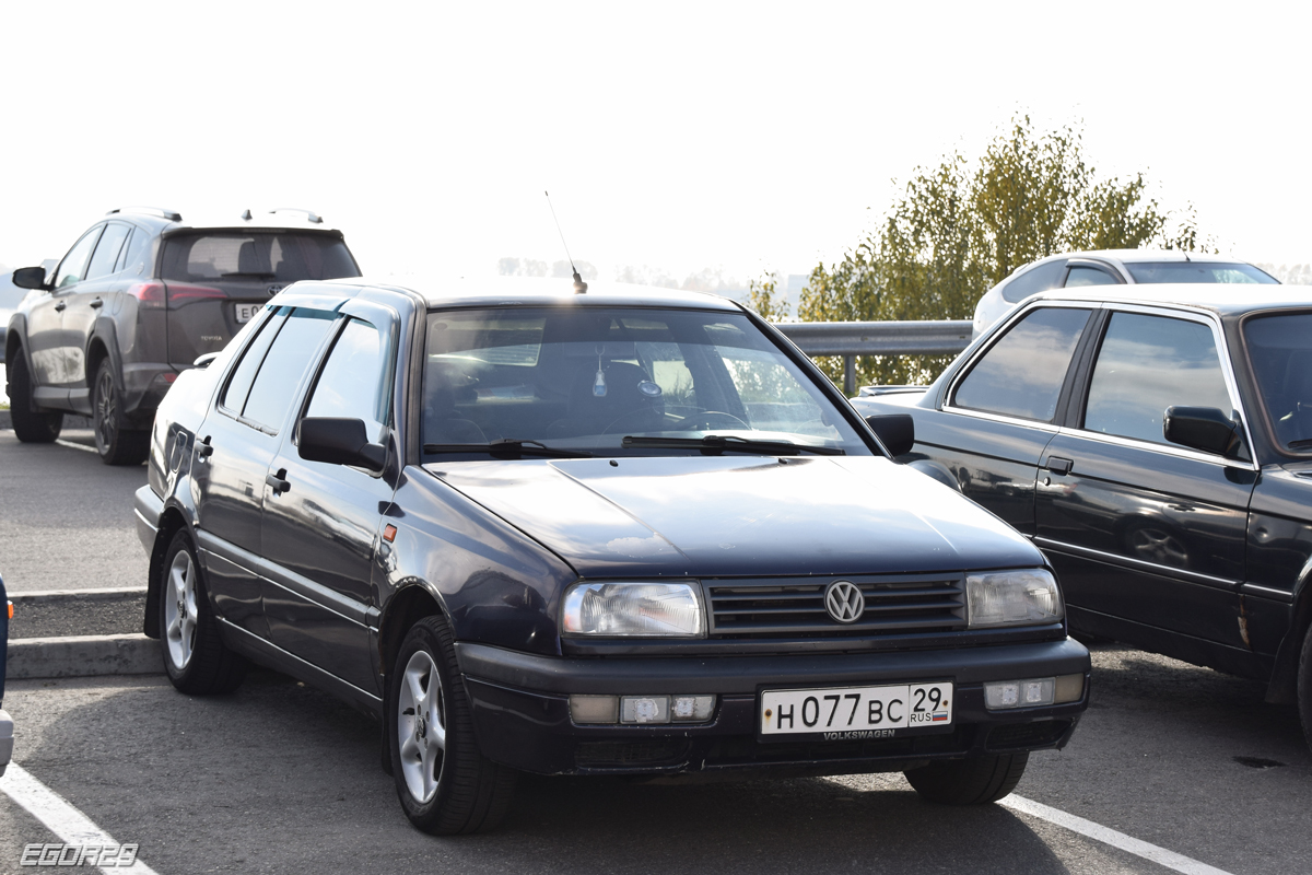 Архангельская область, № Н 077 ВС 29 — Volkswagen Vento (A3) '92-99