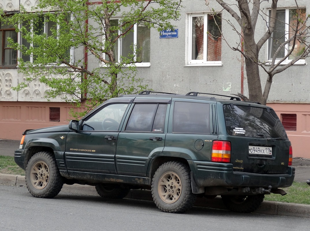 Приморский край, № О 949 КХ 116 — Jeep Grand Cherokee (ZJ) '92-98; Татарстан — Вне региона