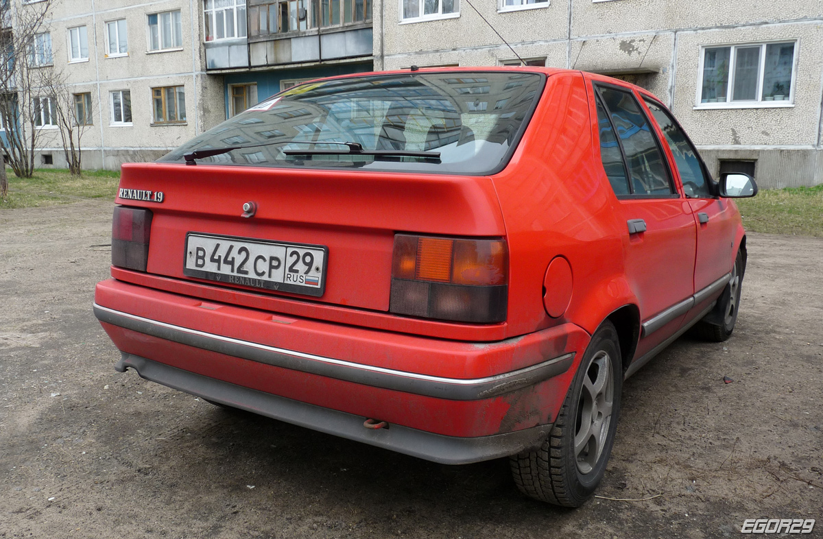 Архангельская область, № В 442 СР 29 — Renault 19 '88-92