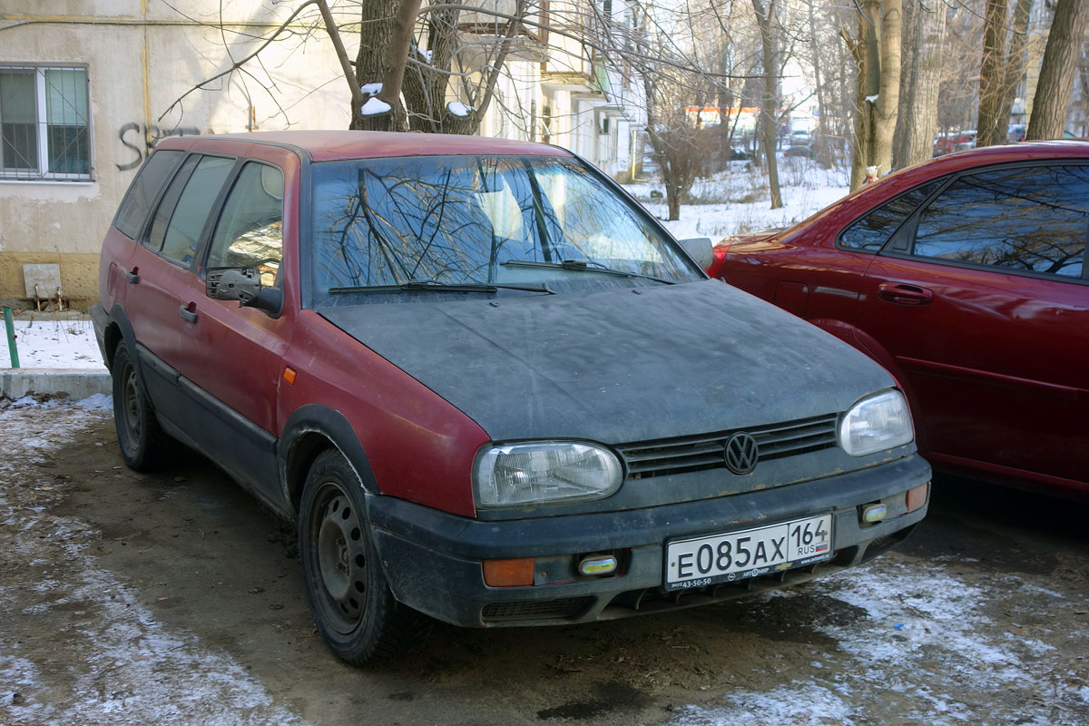 Саратовская область, № Е 085 АХ 164 — Volkswagen Golf Variant (Typ 1H) '93-99