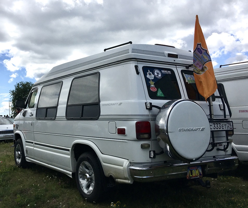 Архангельская область, № С 333 ЕТ 29 — Chevrolet Van (3G) '71-96; Санкт-Петербург — Фестиваль ретротехники "Фортуна"