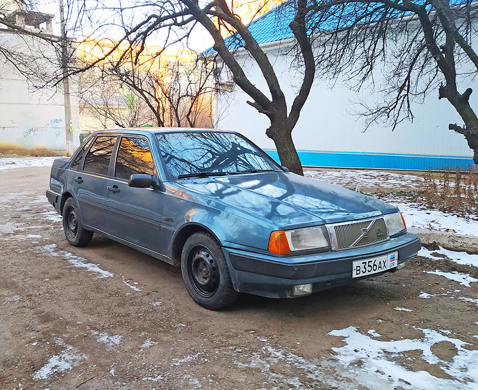 Луганская область, № В 356 АХ — Volvo 460 '88–93