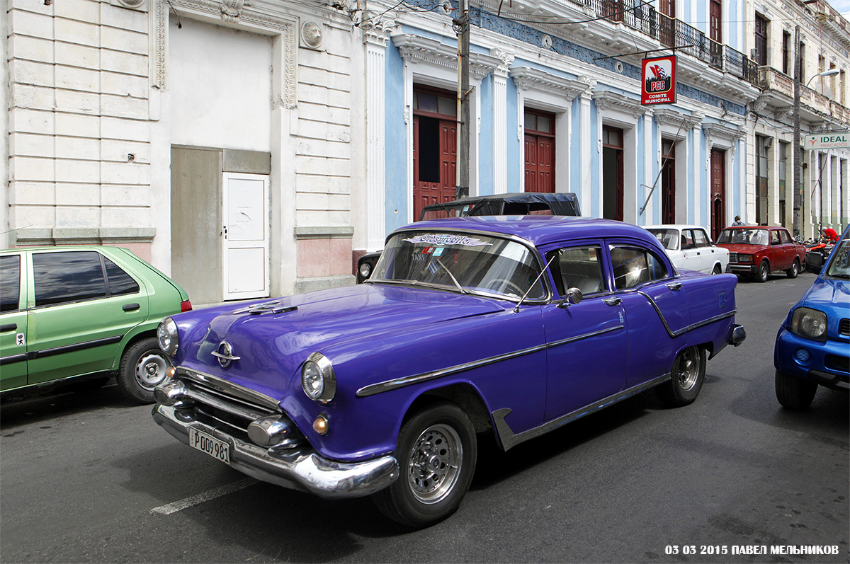 Куба, № P 009 981 — Oldsmobile 88 (2G) '54-56