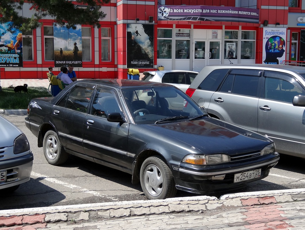 Приморский край, № М 254 ВТ 25 — Toyota Carina (T170) '88-92