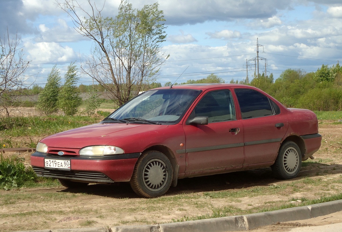Псковская область, № В 219 ЕА 60 — Ford Mondeo (1G) '92-96