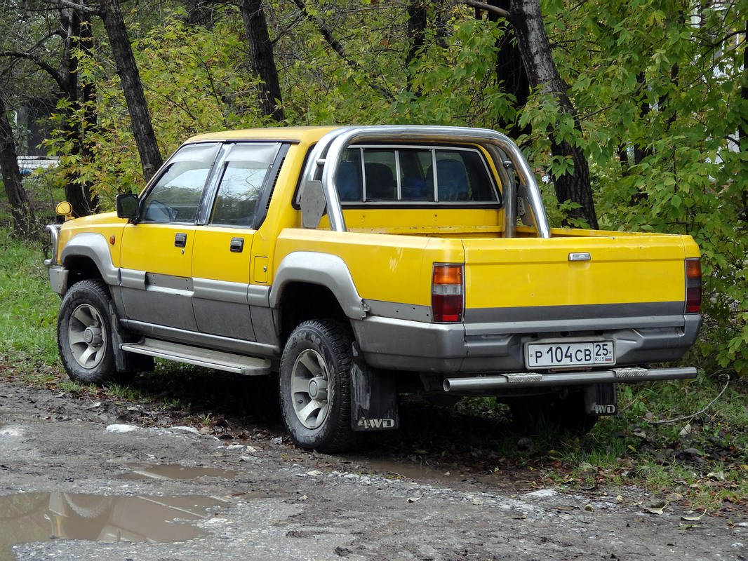 Приморский край, № Р 104 СВ 25 — Mitsubishi L200 (2G) '86-96