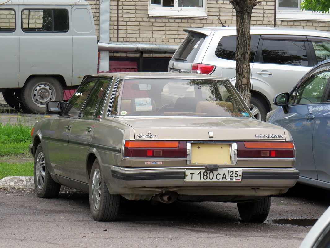 Приморский край, № Т 180 СА 25 — Toyota Cresta (X70) '84-88