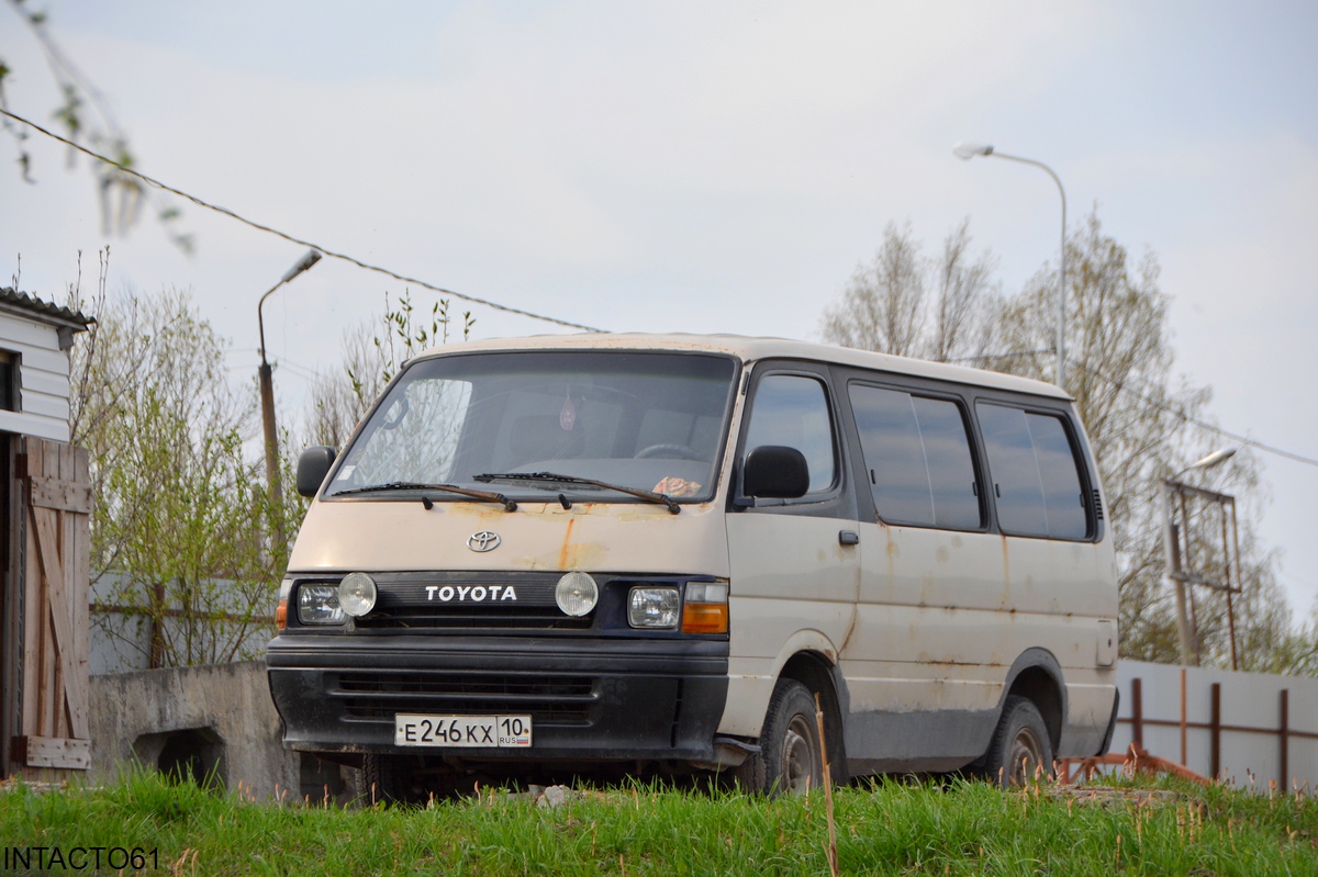 Карелия, № Е 246 КХ 10 — Toyota Hiace (H100) '89-04