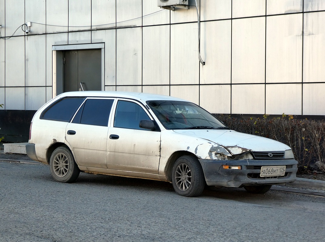 Приморский край, № А 068 МТ 125 — Toyota Corolla (E100) '91-02; Приморский край — Битые автомобили