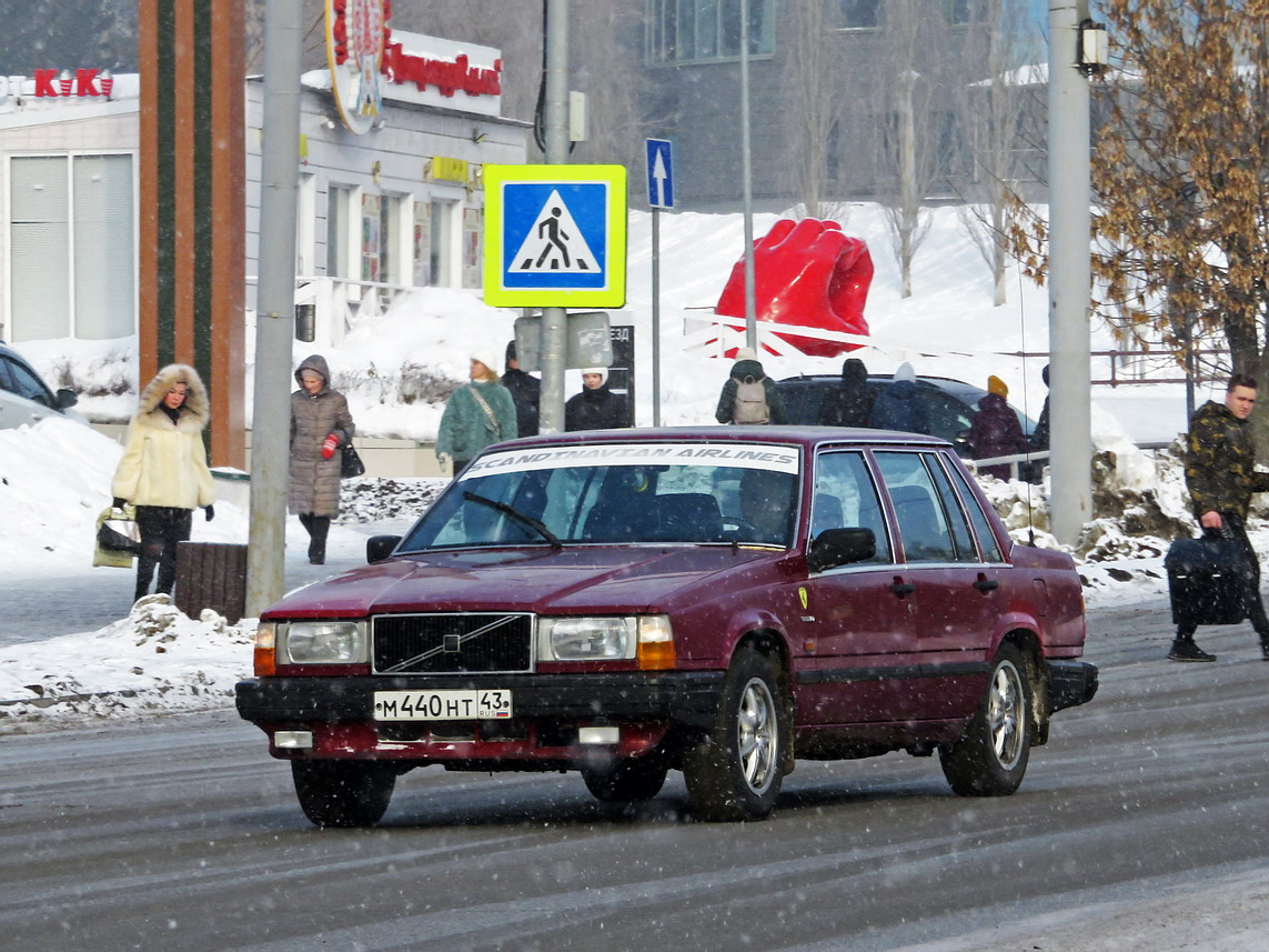 Кировская область, № М 440 НТ 43 — Volvo 740 '84-92