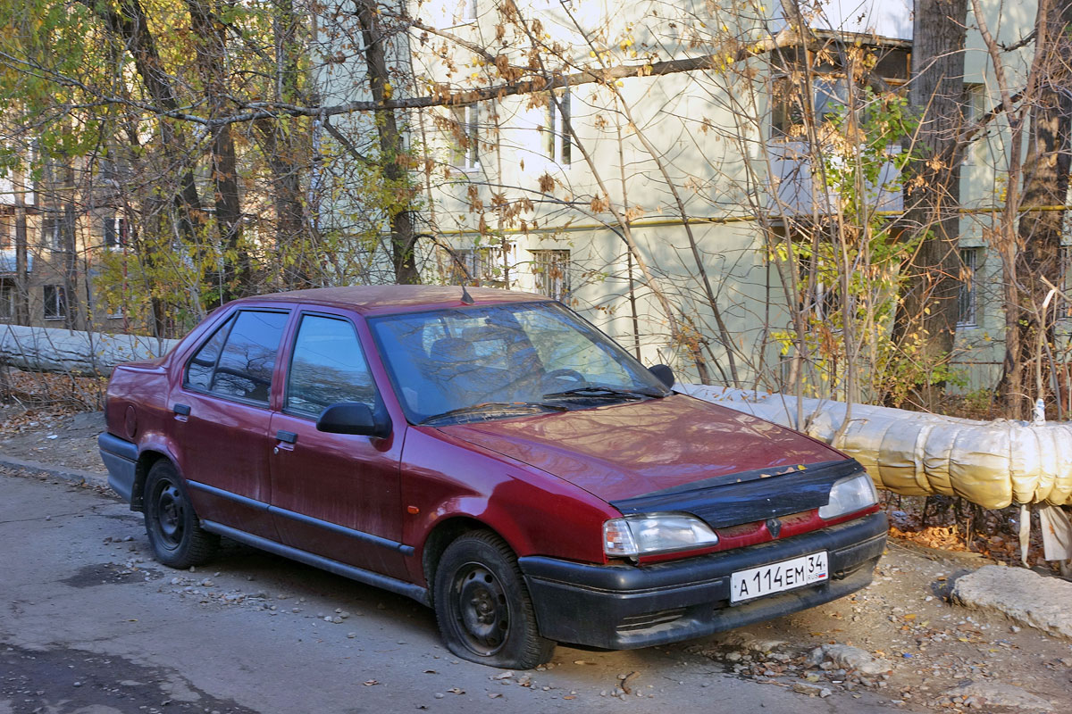 Саратовская область, № А 114 ЕМ 34 — Renault 19 (X53) '92–99